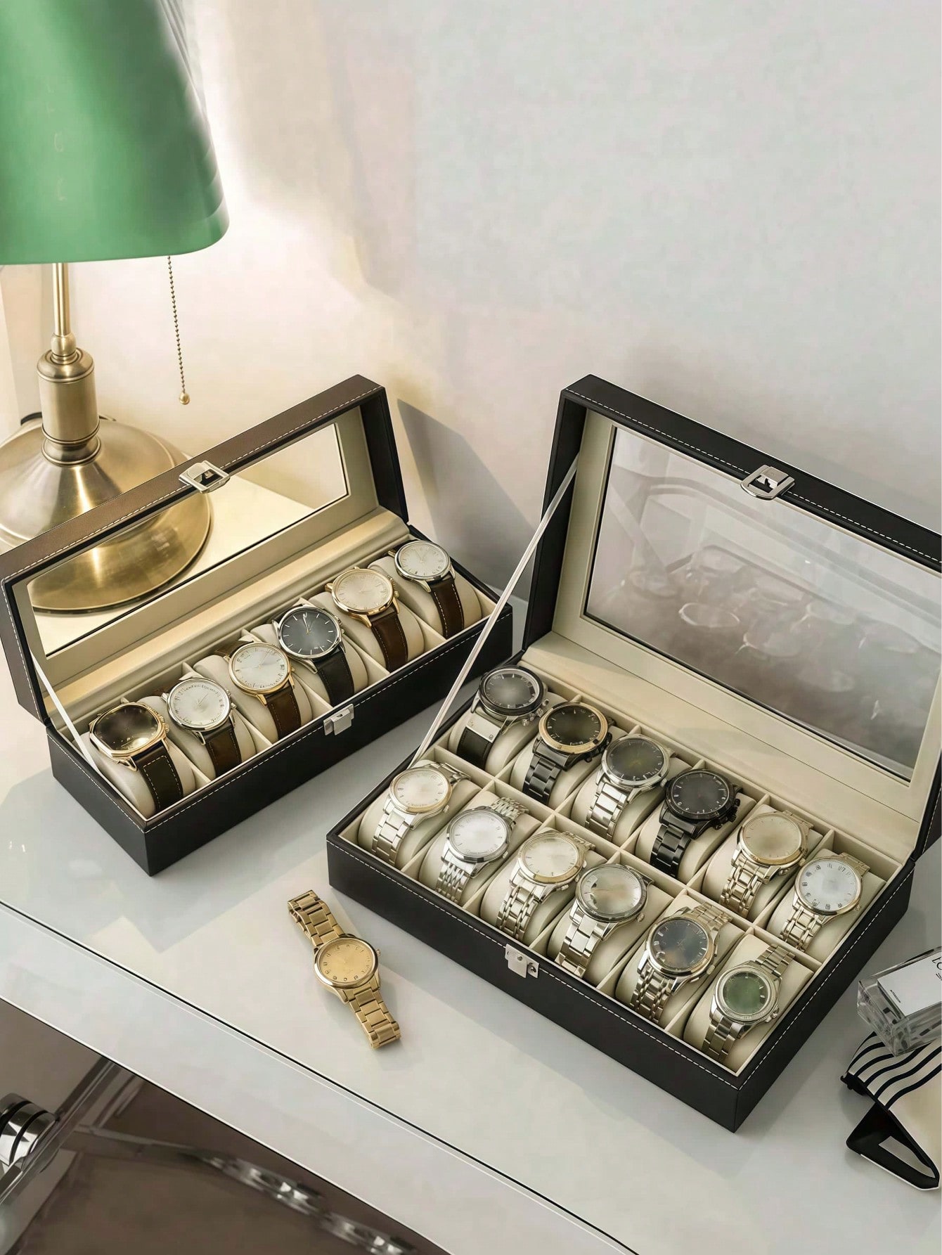 Kotak Jam Tangan Kulit dengan  - Jewelry And Watches Box ulasan dan harga